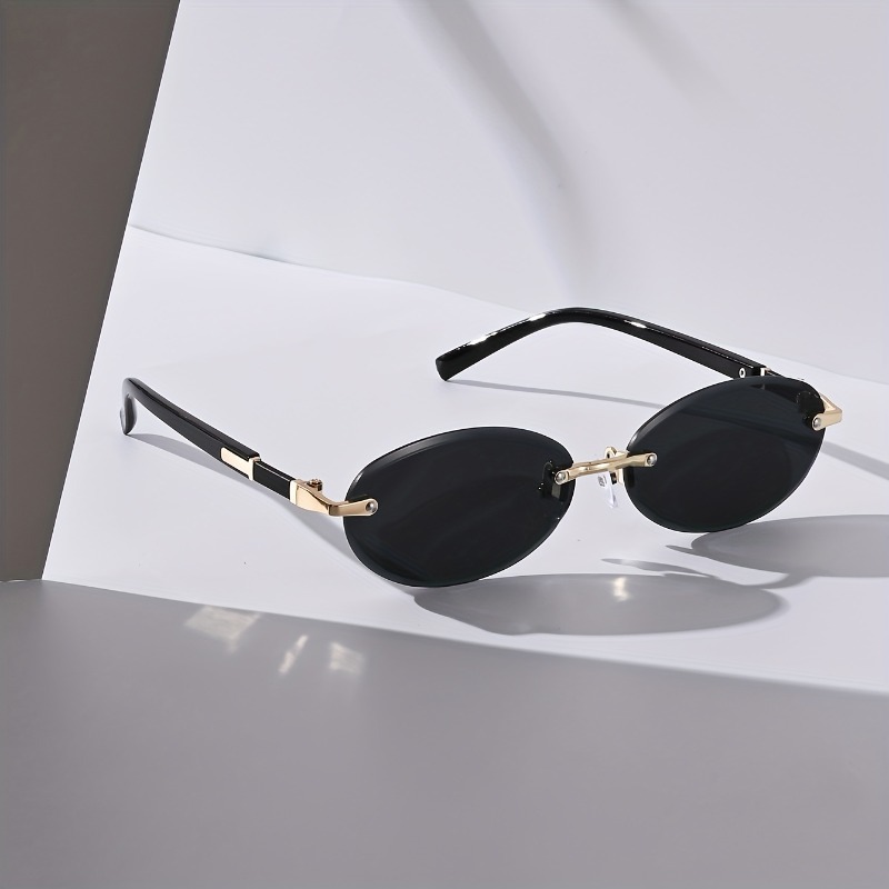 Sexy Small Oval Punk Sunglasse - Metal Photo Panel reseña y precio