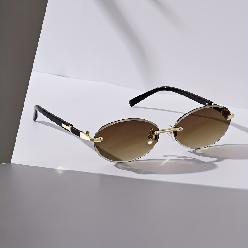 Sexy Small Oval Punk Sunglasse - Metal Photo Panel reseña y precio